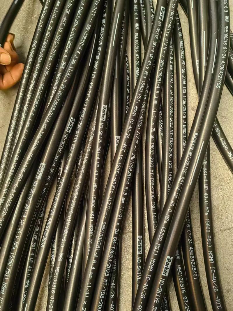 高压胶管具体钢丝的层数和压力的规格