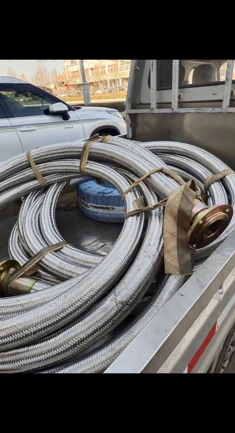 怎么做好一名机械厂的业务员?主要跑接头,胶管总成,法兰…一些液压件产...