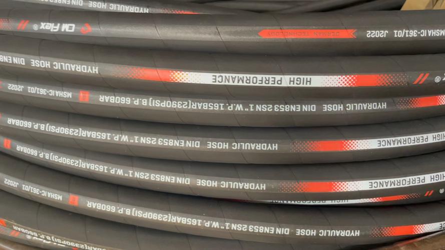 液压编制胶管和液压缠绕胶管有什么区别? 液压编制胶管和液压缠绕胶管有什么区别?