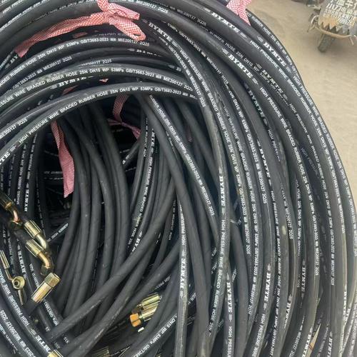 液压软管的特点和用途 液压软管使用注意 液压软管的特点和用途 液压软管使用注意