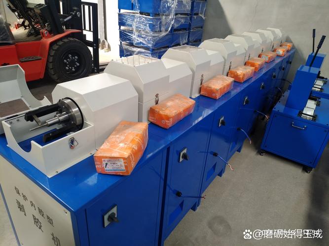 液压管打胶怎么拆下来 液压管打胶怎么拆下来