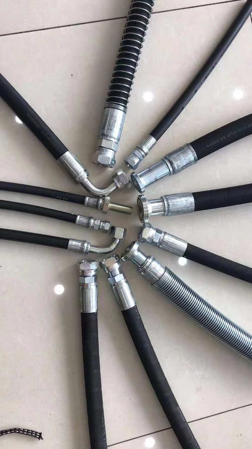 液压软管的特点和用途 液压软管使用注意
