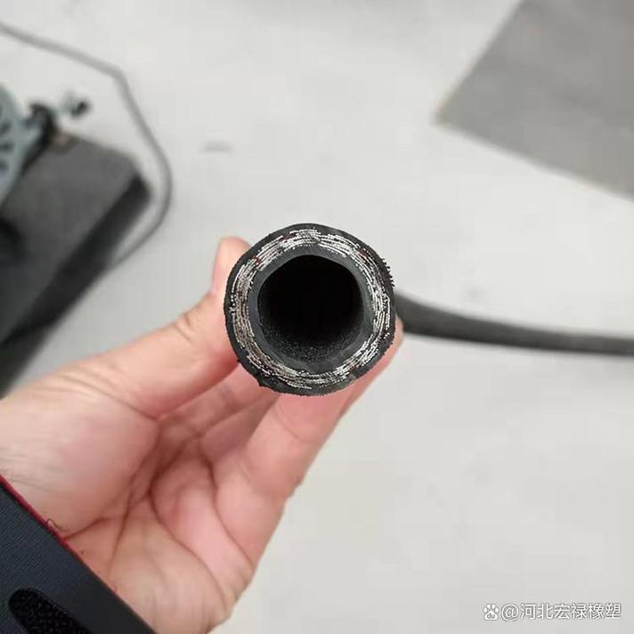 2sn的胶管是什么意思 2sn的胶管是什么意思