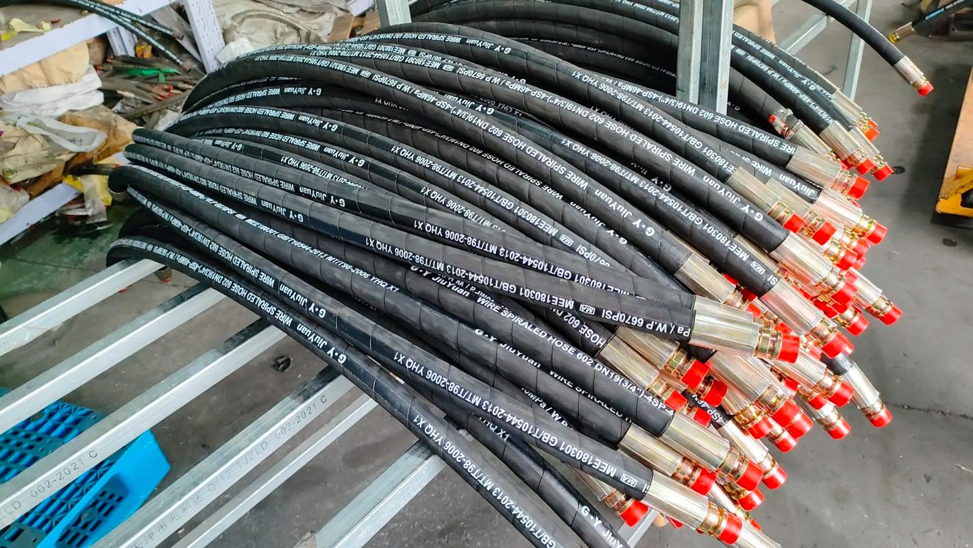 胶管总成接头型号有何区别? 胶管总成接头型号有何区别?