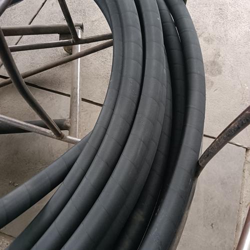 挖掘机液压油箱的油位应该是多少合适呢? 挖掘机液压油箱的油位应该是多少合适呢?