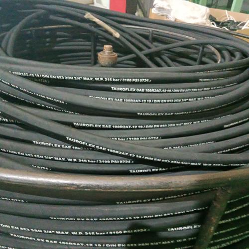 挖掘机连续旋转油管也不会打结,这其中有何神奇之处?