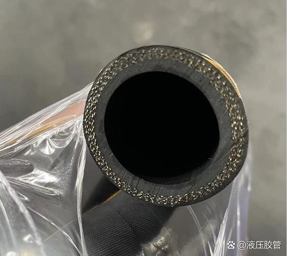 液压管打胶怎么拆下来 液压管打胶怎么拆下来